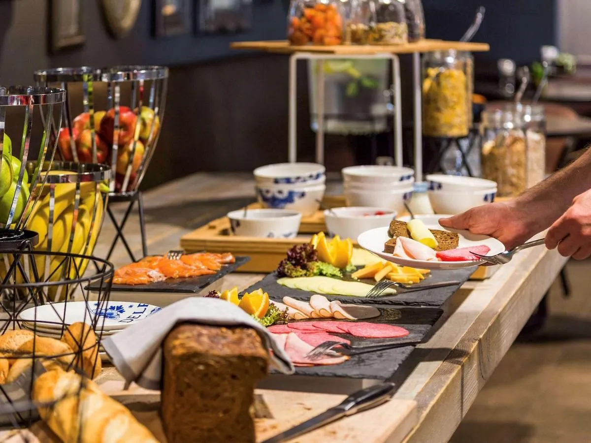 Mercure Amsterdam City Hotel 4*,