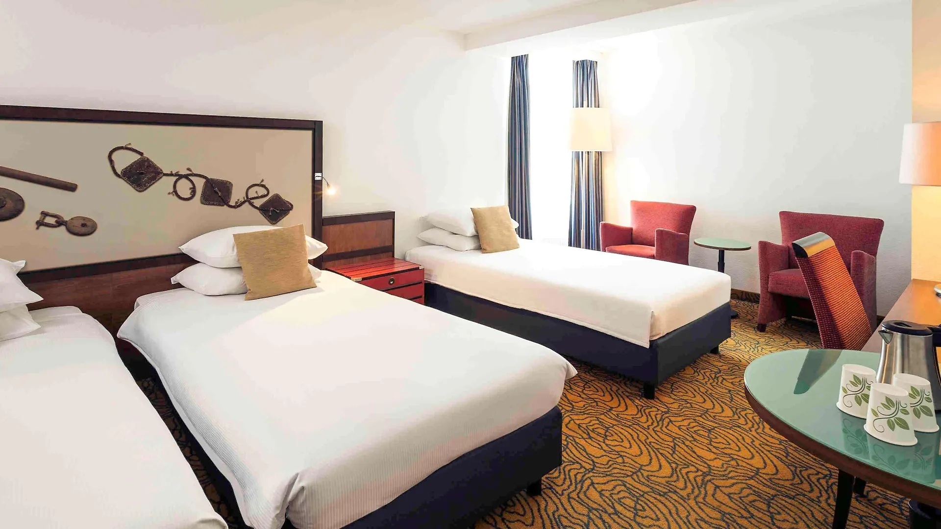 Mercure Amsterdam City Hotel 4*,